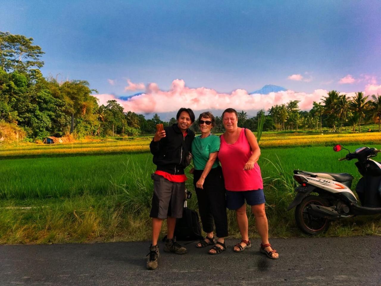 Jaya Homestay Tetebatu Eksteriør bilde